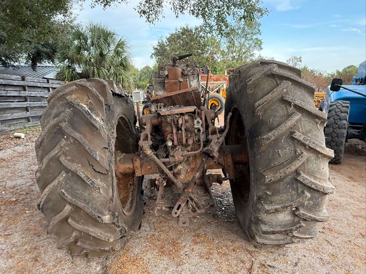 minneapolis-moline-u302-image-5