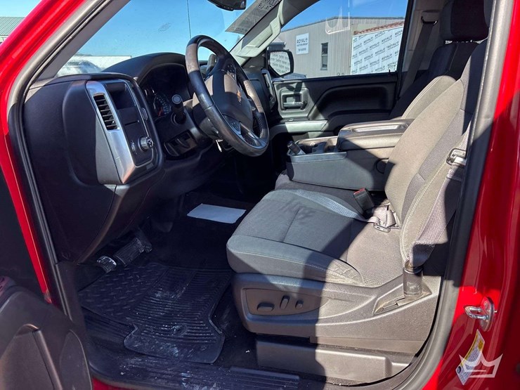 2015-chevrolet-silverado-1500-image-12