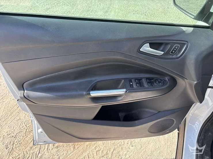 2018-ford-escape-image-12