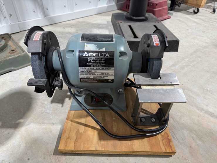 delta-bench-grinder-image-1