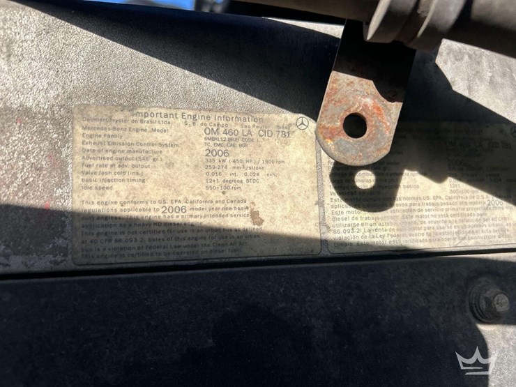 2007-freightliner-columbia-120-image-11