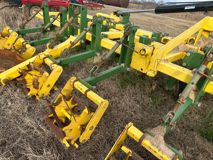 #38451-•-roll-a-cone-16-row-30"-bedder-chopper-image-26