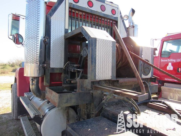 2001-mack-ch613-image-6