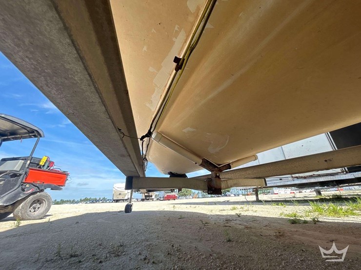 1990-21ft-center-console-fishing-boat-with-t/a-boat-trailer-image-29