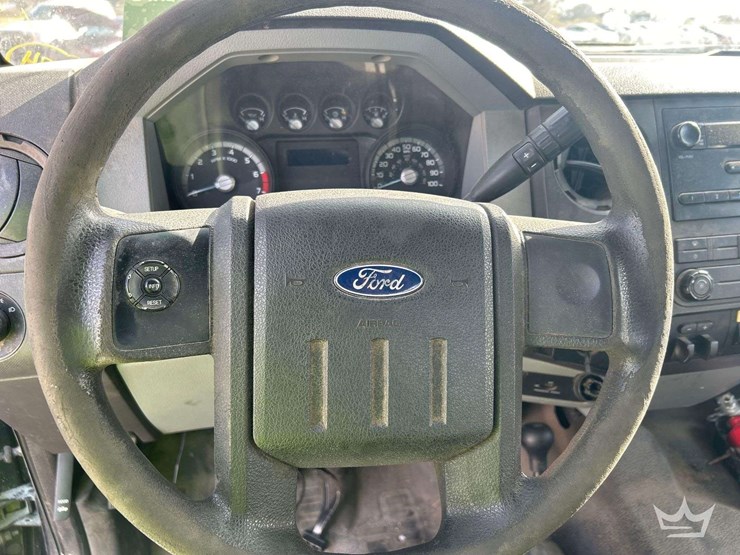 2012-ford-f350-image-13