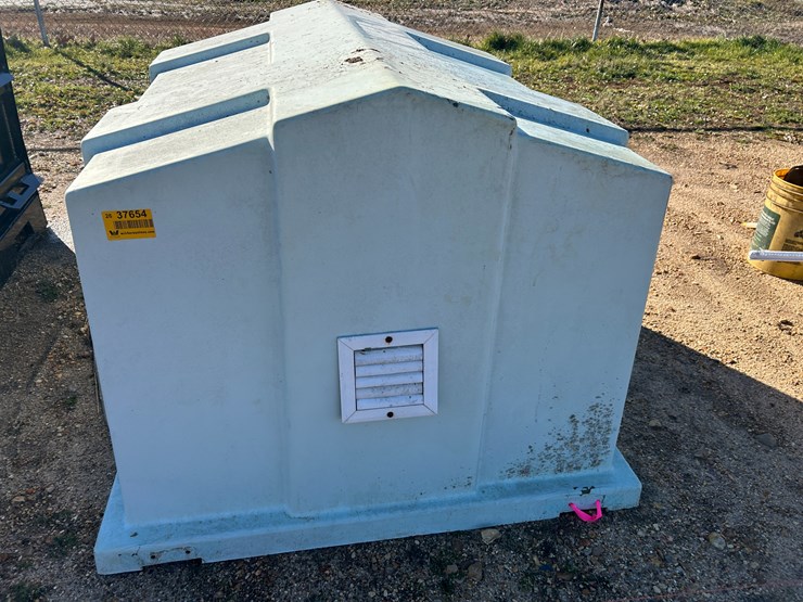 #37654-•-well-cover-image-1