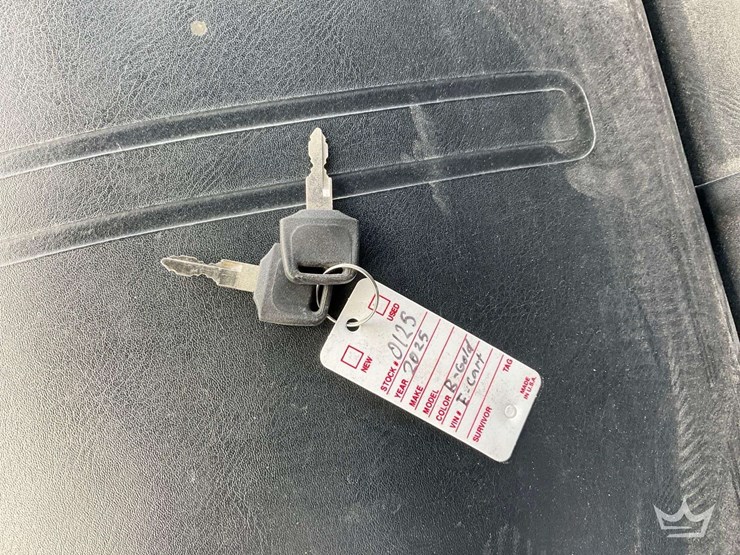 2024-gd-yatian-ly05a-model-t-replica-electric-cart-image-25