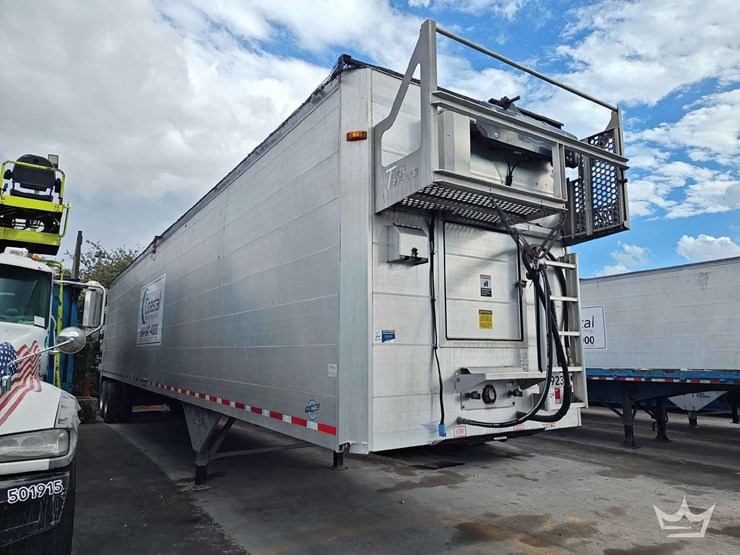 2023-titan-trailer-image-2