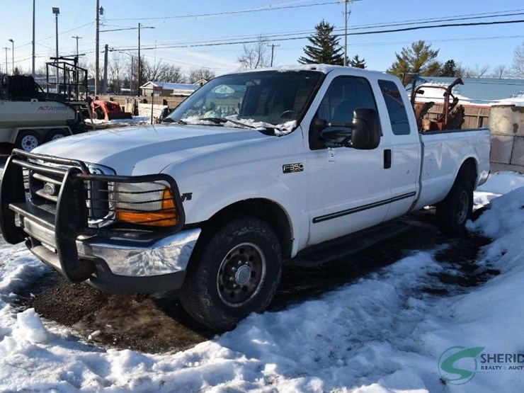 2000-ford-f350-image-32