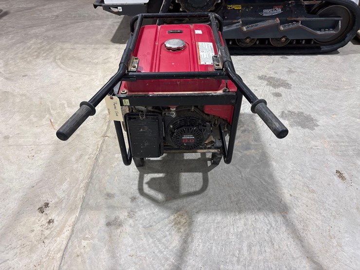 1995-honda-em-3800sx-generator-image-4