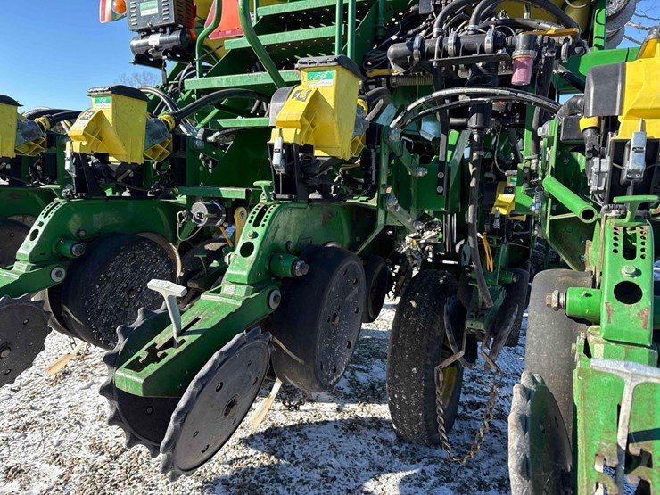 john-deere-1790-ccs-image-20