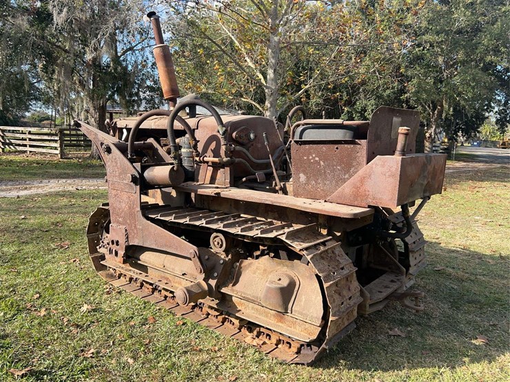 caterpillar-forty-gas-crawler-image-3