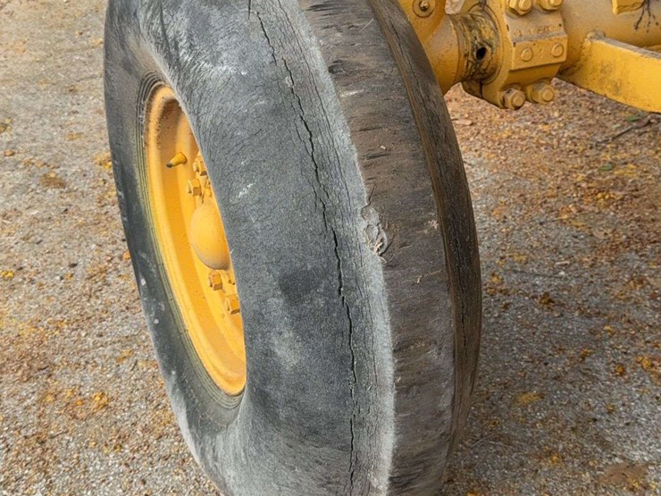 minneapolis-moline-g1000-image-63