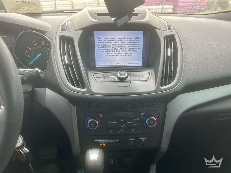 2017-ford-escape-image-19