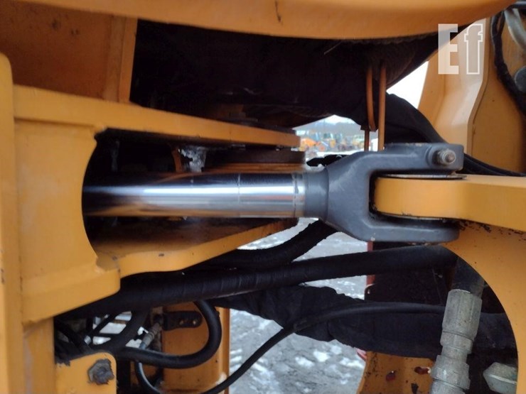 2016-case-721f-image-30