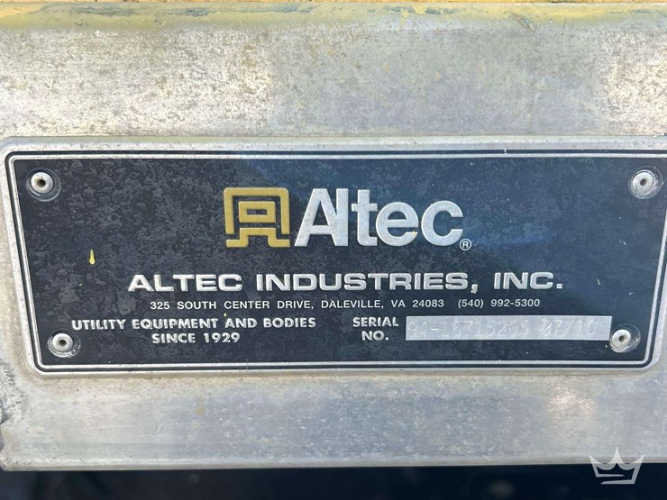 2011-peterbilt-365-image-24