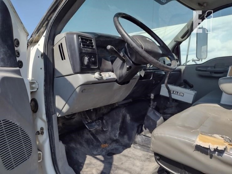 ford-f750-xl-image-13