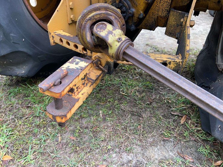 minneapolis-moline-g1050-image-48