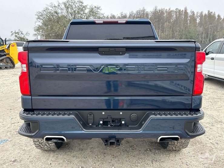 2019-chevrolet-silverado-1500-image-33