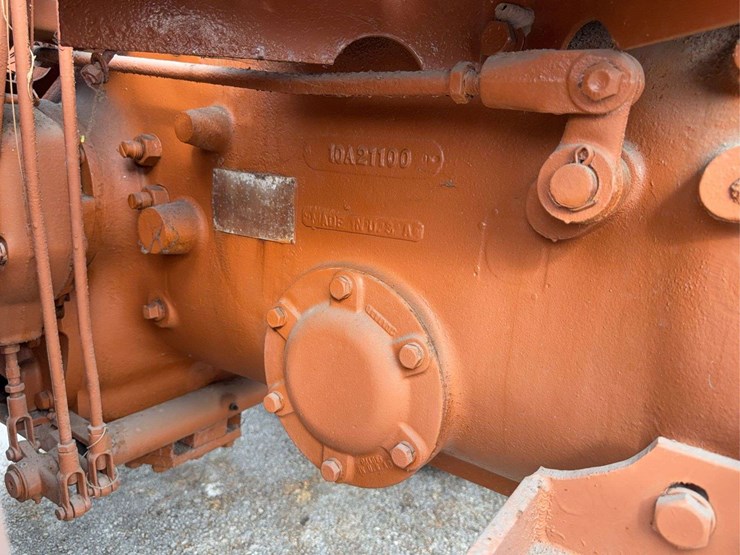 minneapolis-moline-g705-image-16