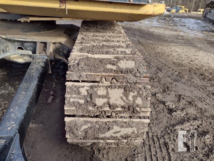 2018-caterpillar-307e2-image-35