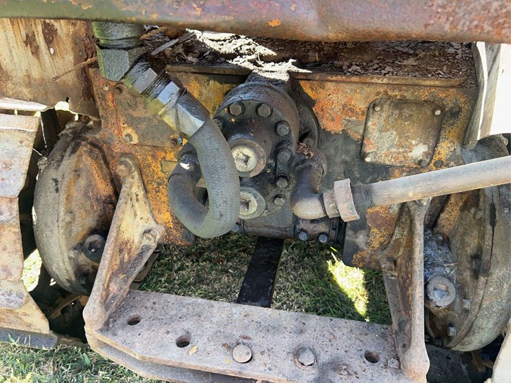 caterpillar-forty-gas-crawler-image-28