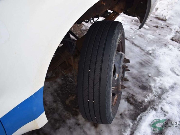 2000-ford-f550-image-7