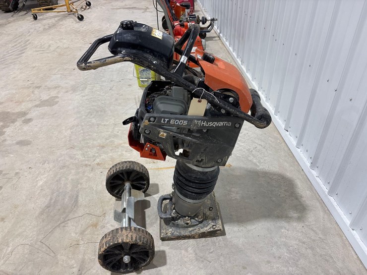husqvarna-jump-tamper-image-3