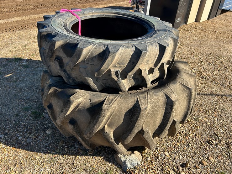 #37659-•-lot-of-(1)-12.4-24-tire-&-(1)-16.9-24-tire-image-2