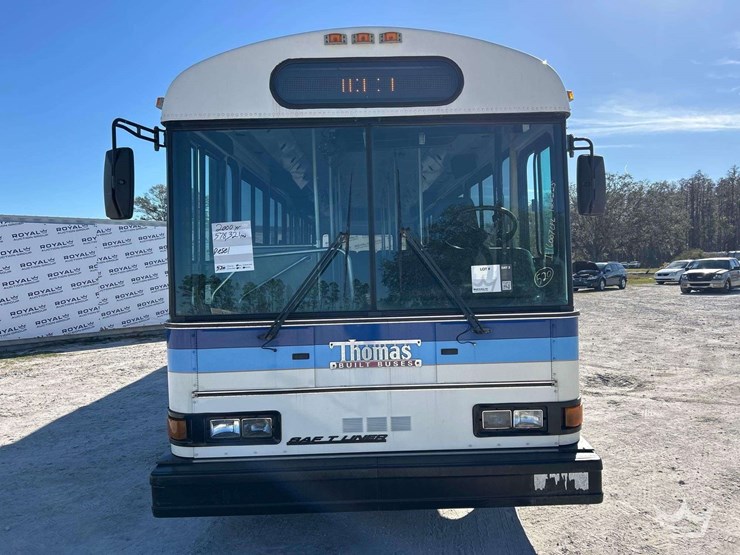 2000-thomas-saf-t-liner-image-21