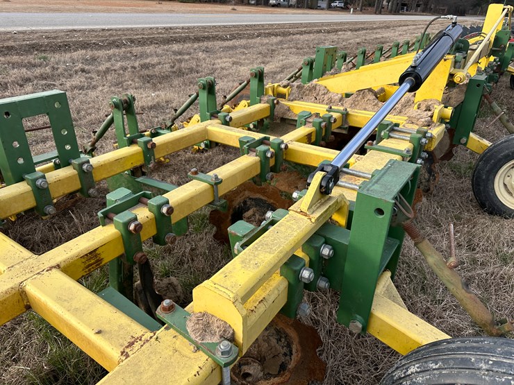 #38451-•-roll-a-cone-16-row-30"-bedder-chopper-image-49