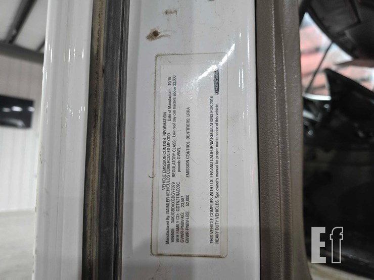 2016-freightliner-cascadia-113-image-28