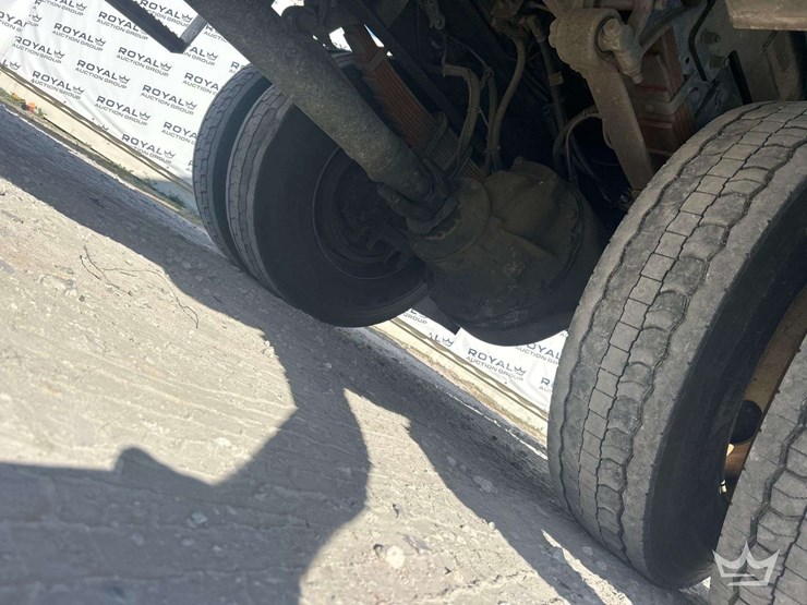 bucket-truck-image-46