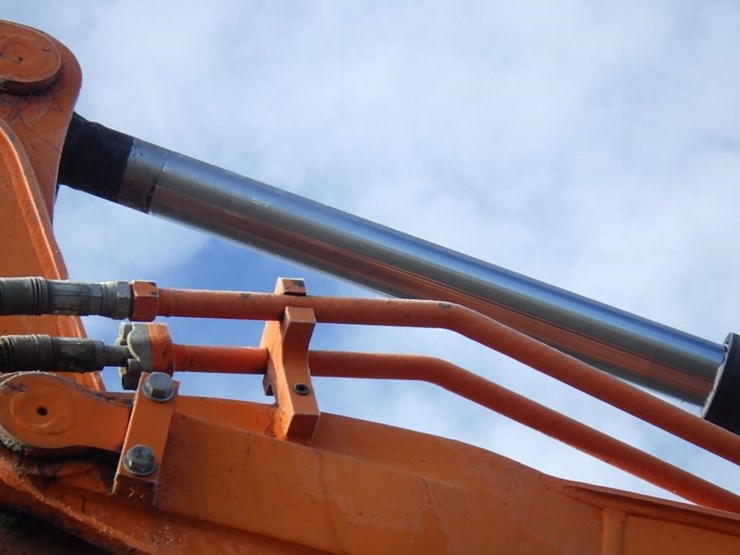 doosan-dx140-lc-5-image-10