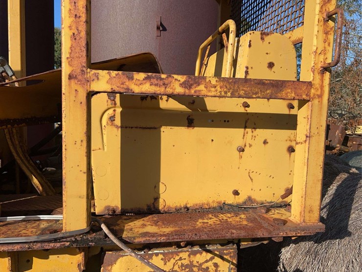 international-td9-image-42