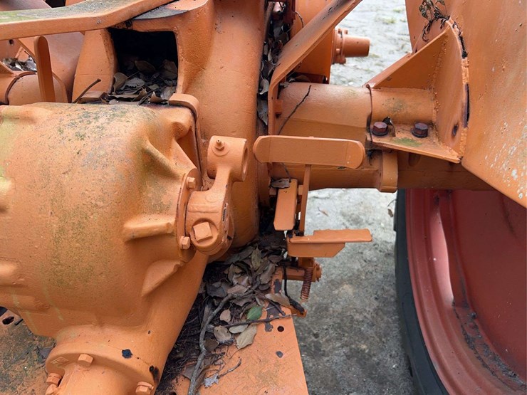 minneapolis-moline-ztu-image-40