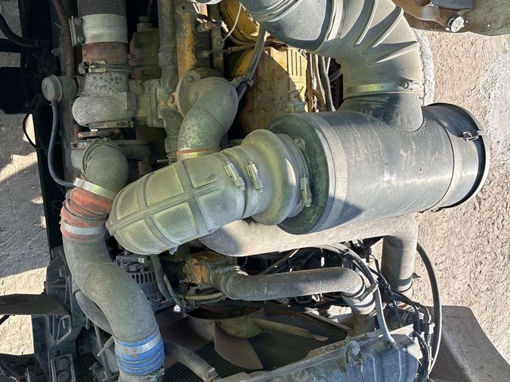 2000-kenworth-tri-axle-dump-truck-image-23