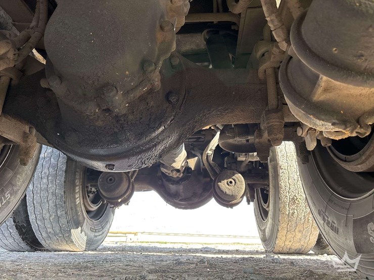 2000-kenworth-tri-axle-dump-truck-image-43