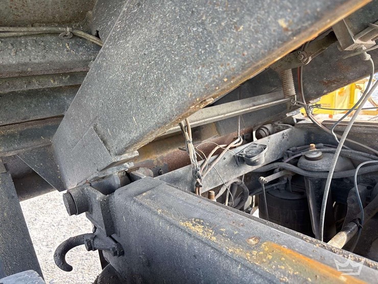 2000-kenworth-tri-axle-dump-truck-image-19