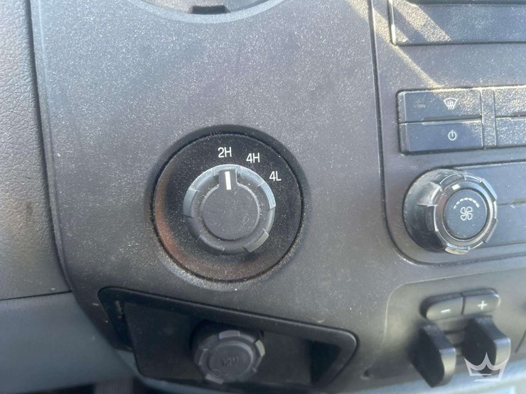 2016-ford-f350-image-16