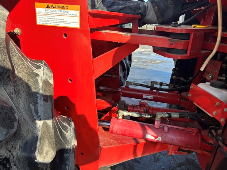 2014-versatile-400-image-68