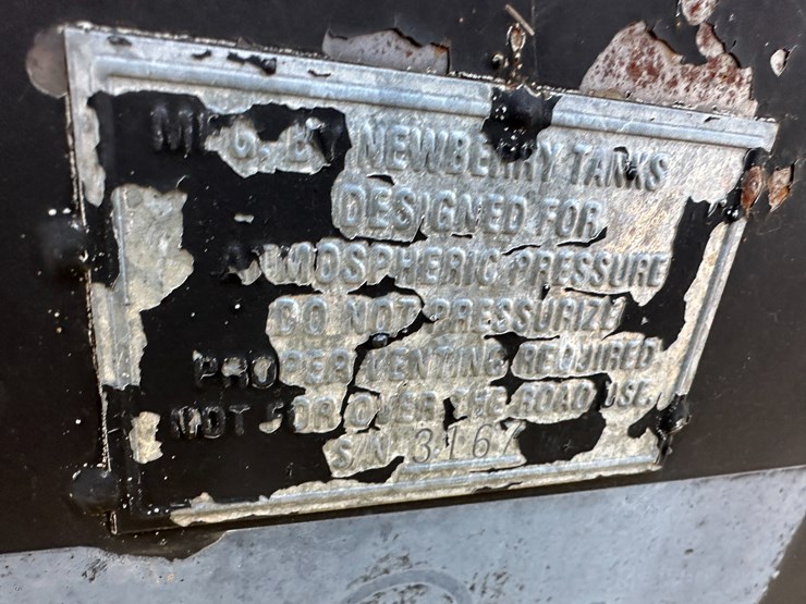 #38458-•-~300gal-fueltank-image-8