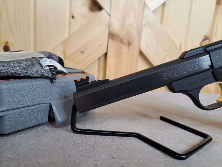 browning-buck-mark-.22-lr-semiauto-pistol-image-6