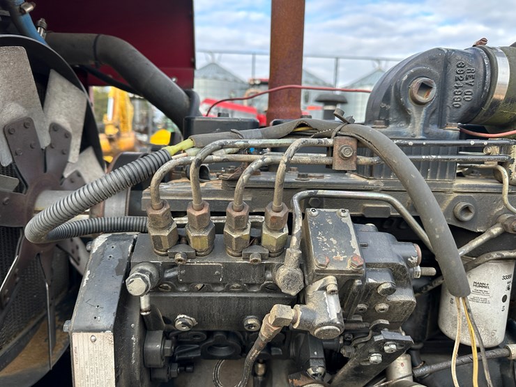 #38428-•-case-4391-4cyl-power-unit-image-19