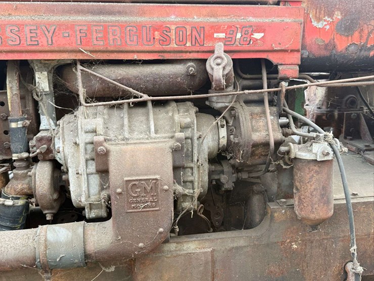 massey-ferguson-98-image-27
