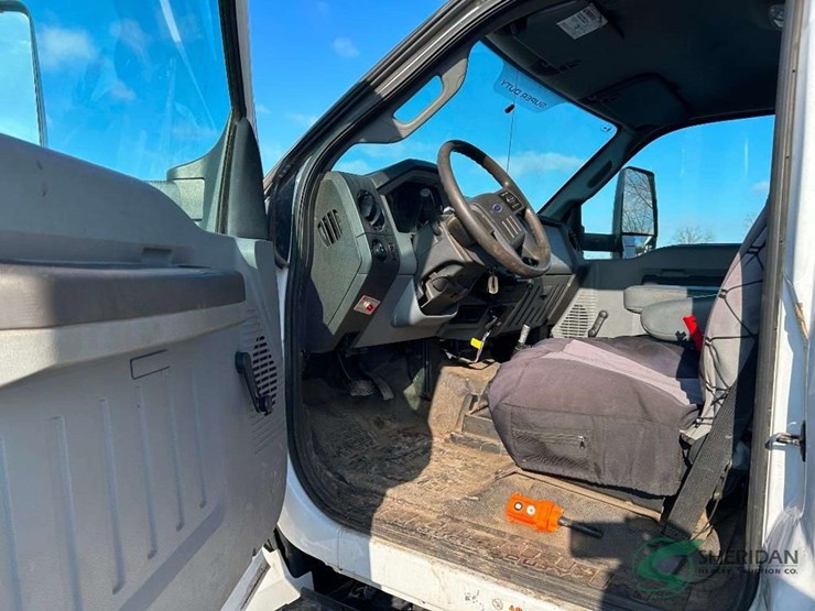 2019-ford-f750-image-19
