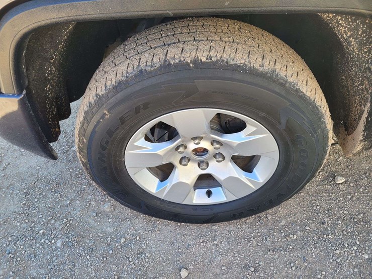 2015-gmc-sierra-1500-denali-image-17