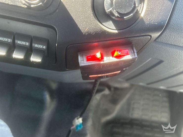 2016-ford-f550-image-37