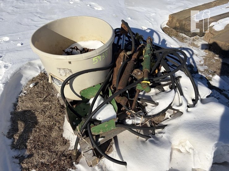 cyliners-pallet-image-1