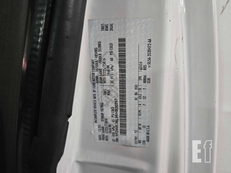 2006-ford-e350-sd-image-25